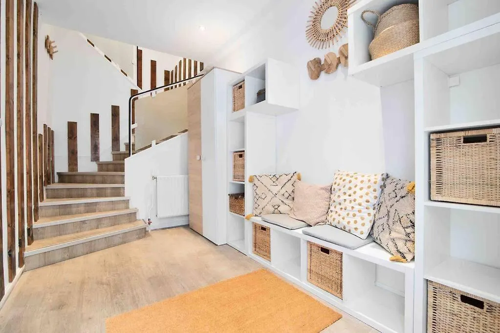 Porte Maillot, Champs Elysees, Triomphe, Suite 3 Chambres 8P Paris Apartment